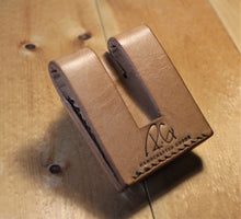 Load image into Gallery viewer, Lighter zippo leather case