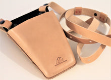 Load image into Gallery viewer, The Barber - a leather pouch for barbers