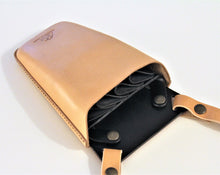 Load image into Gallery viewer, The Barber - a leather pouch for barbers