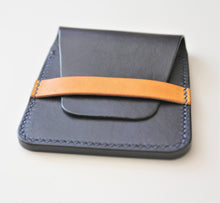 Load image into Gallery viewer, leather cardholder and wallet Vancouver made in Canada