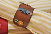 Load image into Gallery viewer, handmade leather Christmas napkin rings made in Vancouver Canada - Christmas gifts
