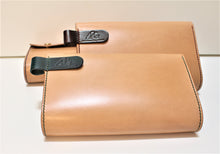 Load image into Gallery viewer, leather bags Vancouver - luxury gifts-  Handmade in Canada