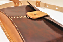 Load image into Gallery viewer, leather bags Vancouver - Handmade in Canada